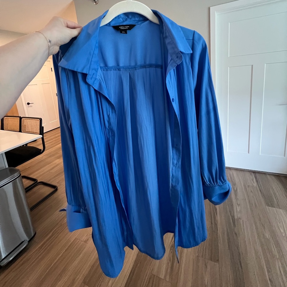 Vera Wang Blue Button Down Shirt